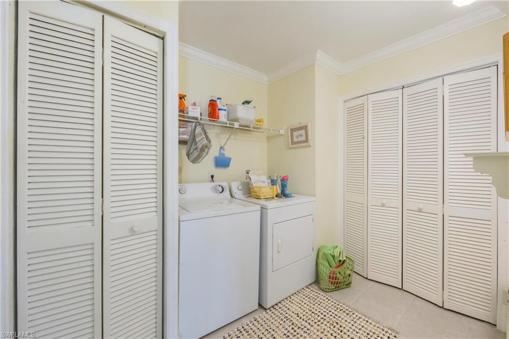 COACH HOUSE - Residential