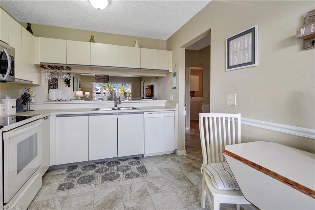 NAPLES SANDPIPER BAY CLUB - Residential Lease