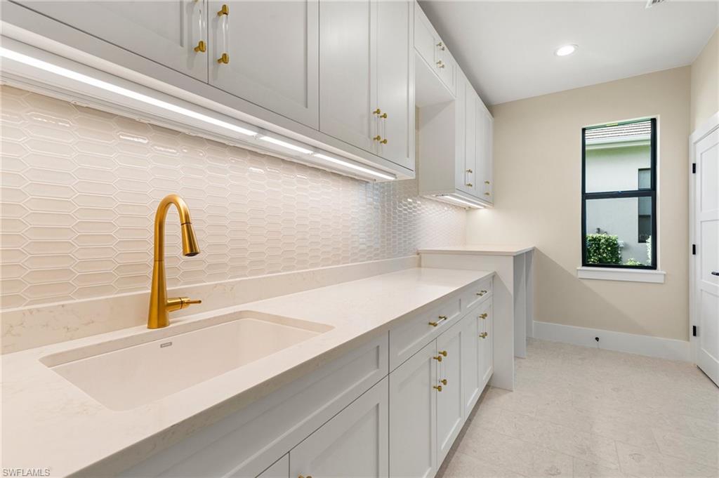 TIGERTAIL - Residential