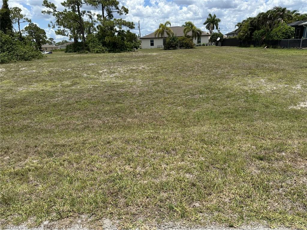 CAPE CORAL - Land