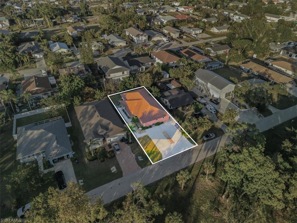 IMPERIAL SHORES - Residential