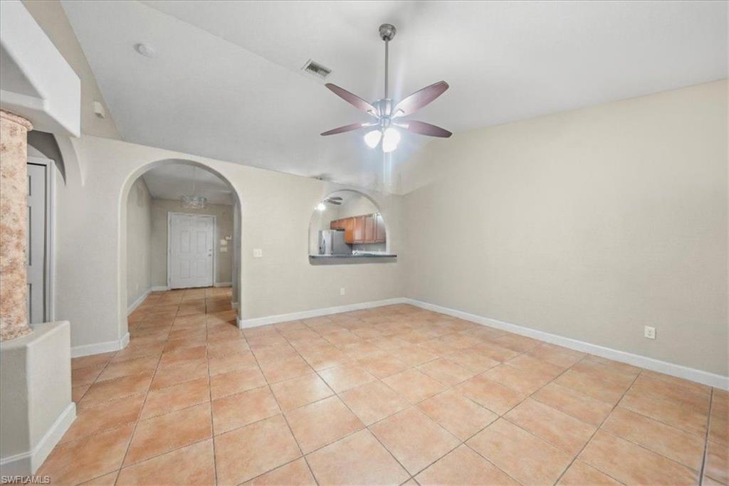 IMPERIAL SHORES - Residential