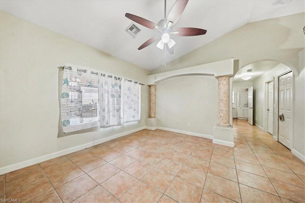 IMPERIAL SHORES - Residential