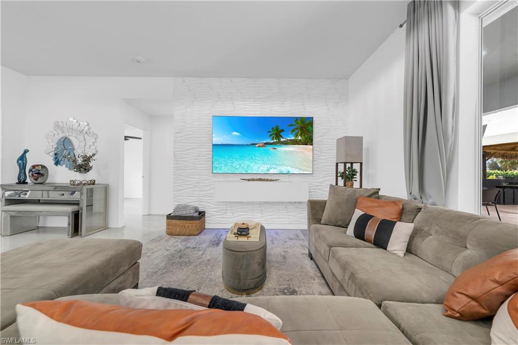 FORT MYERS - Residential