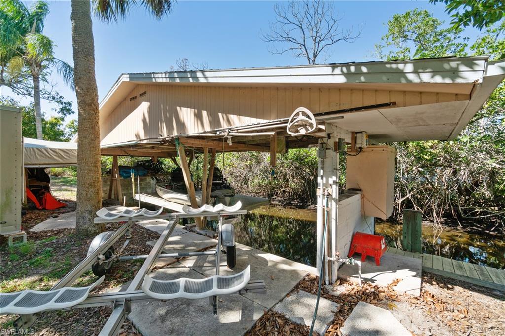 IMPERIAL SHORES - Residential