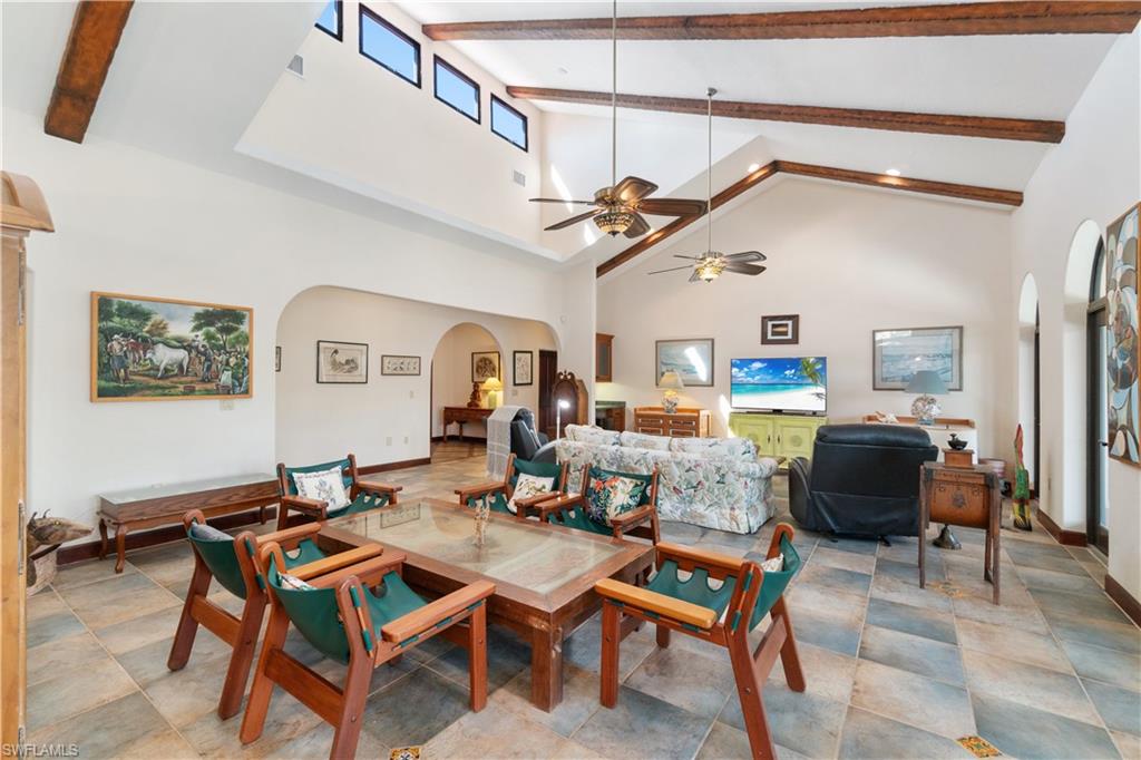 IMPERIAL SHORES - Residential