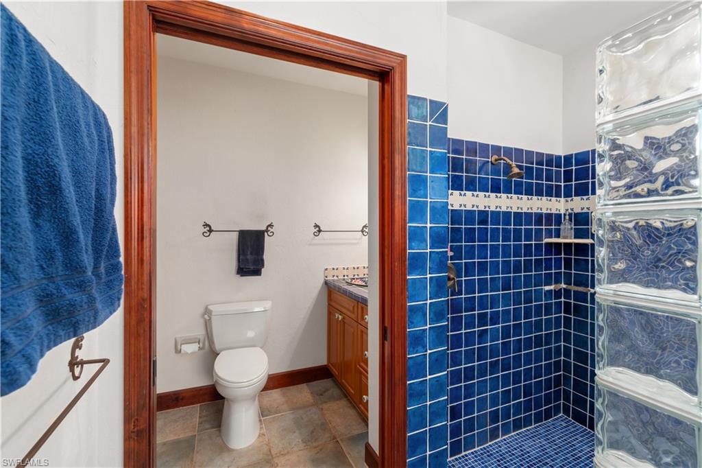 IMPERIAL SHORES - Residential