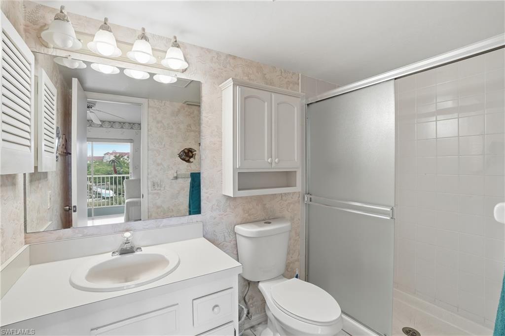 ROYAL PELICAN TOWNHOUSE - Residential