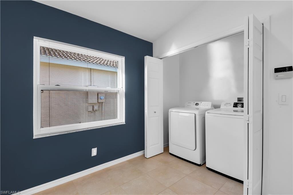 SILVERLAKES - Residential