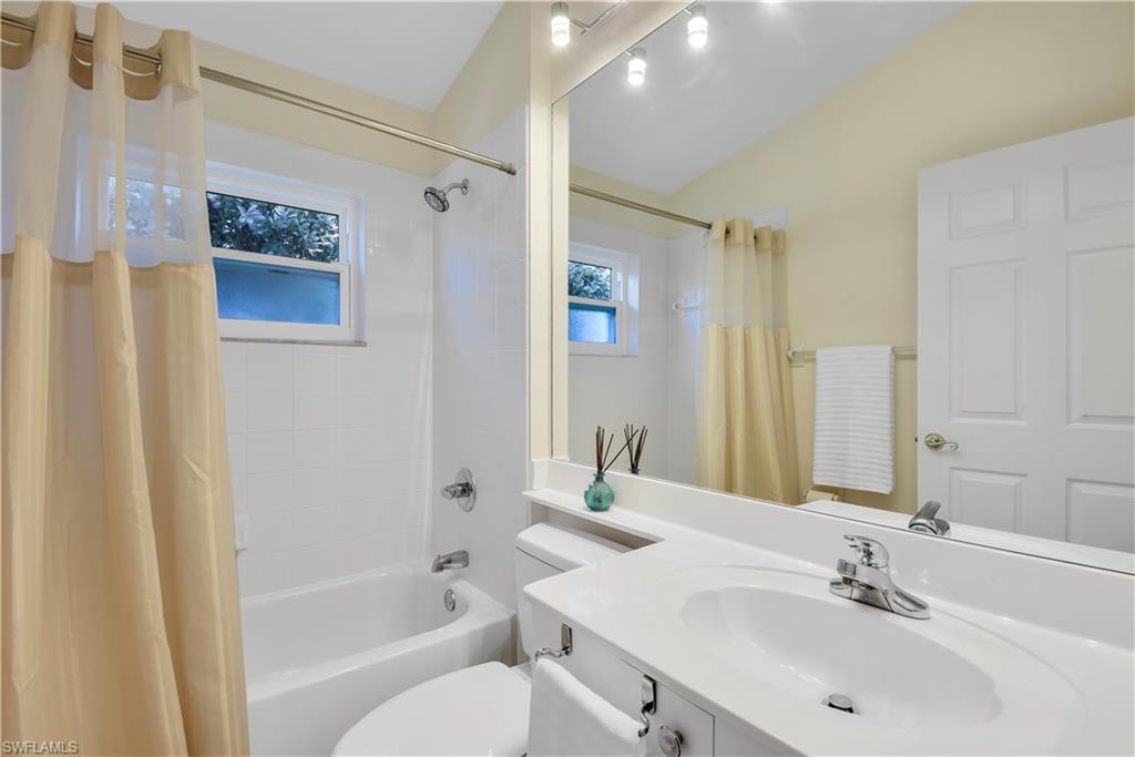 SILVERLAKES - Residential