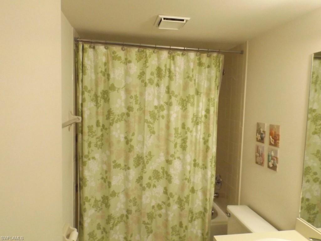 INDIAN CREEK GOLF VILLAS - Residential