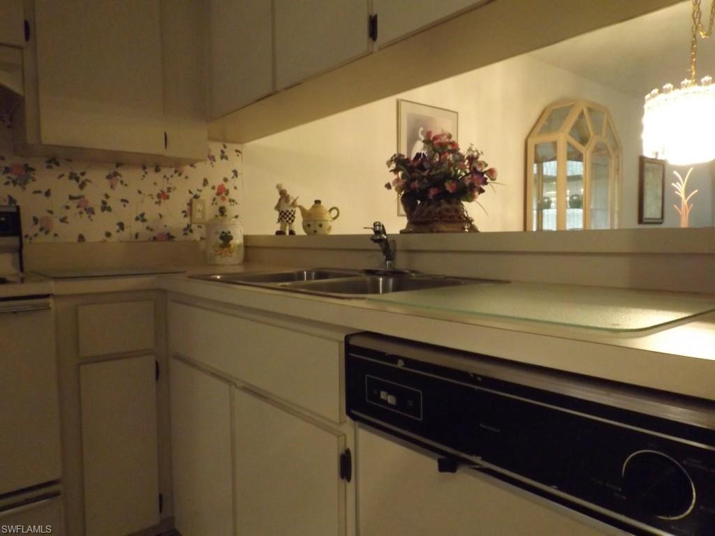 INDIAN CREEK GOLF VILLAS - Residential