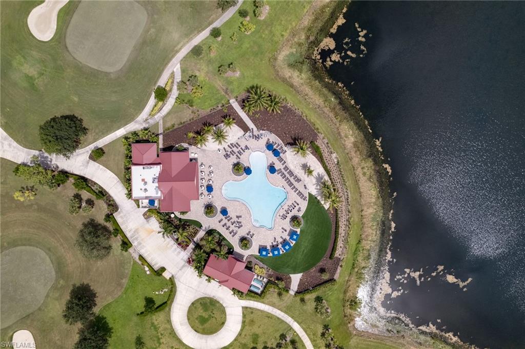 COUNTRY CLUB - Residential