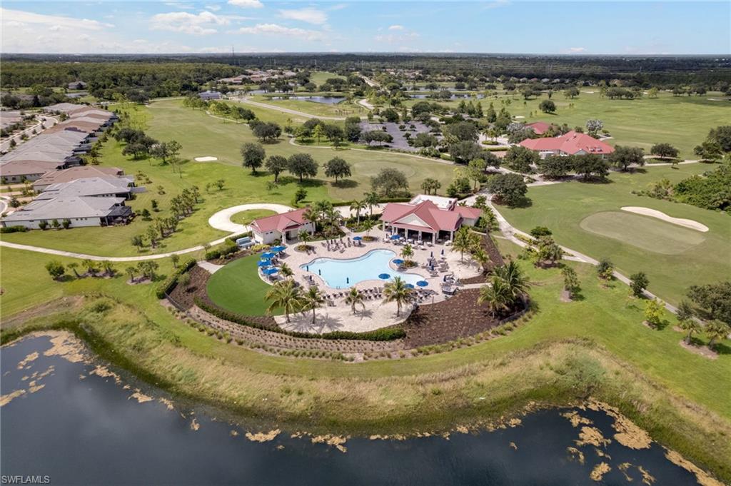 COUNTRY CLUB - Residential