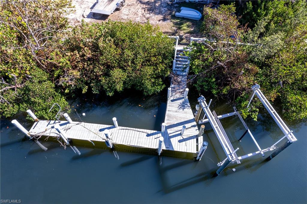 SANIBEL ISLES - Land