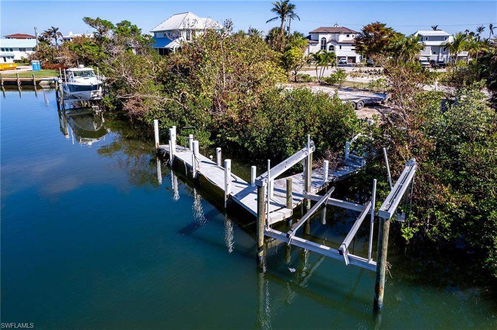 SANIBEL ISLES - Land