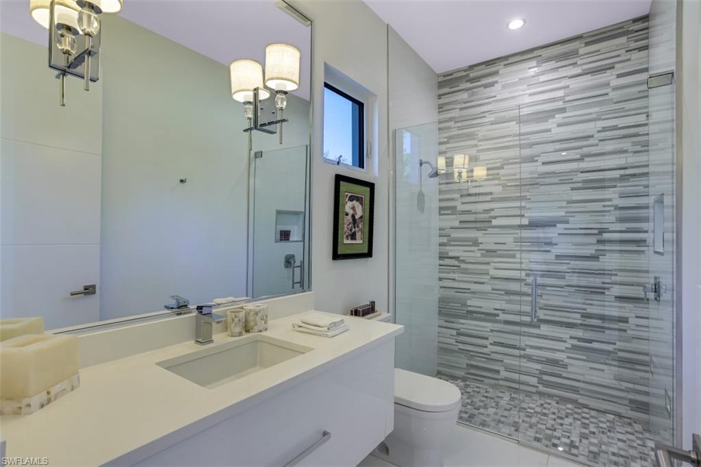 PINE RIDGE - Residential