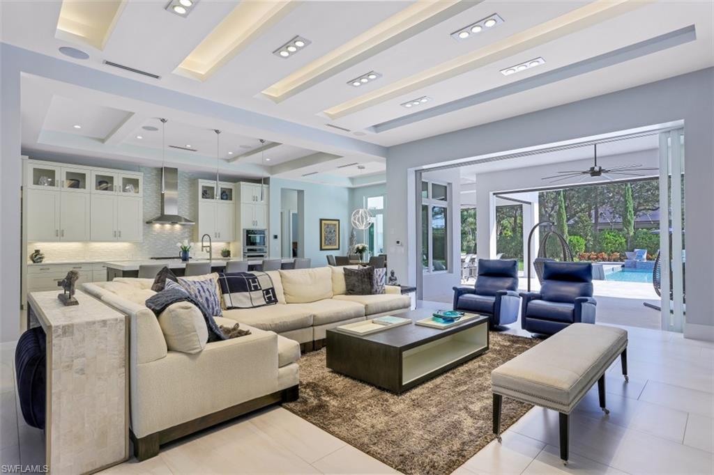 PINE RIDGE - Residential