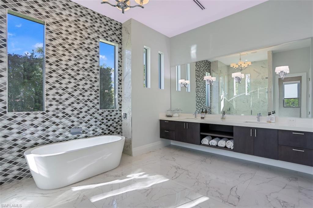 PINE RIDGE - Residential