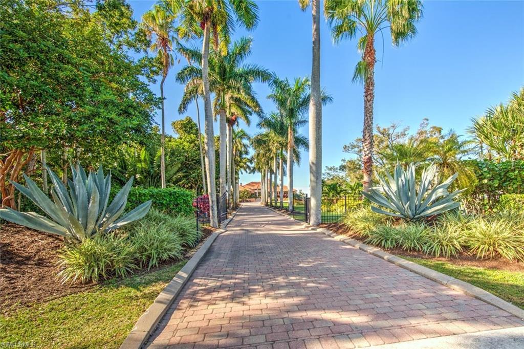 2600 McGregor BLVD