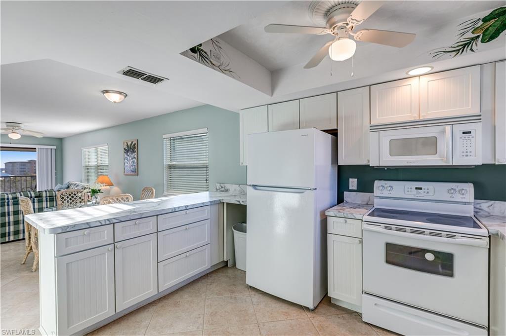 ESTERO COVE CONDO - Residential