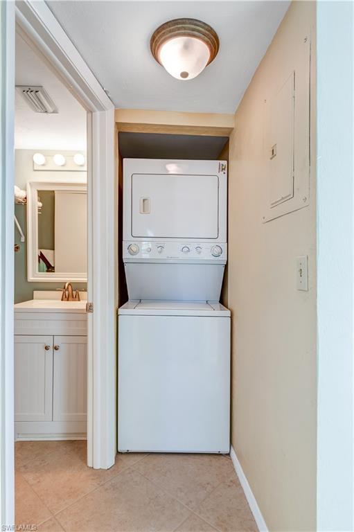 ESTERO COVE CONDO - Residential