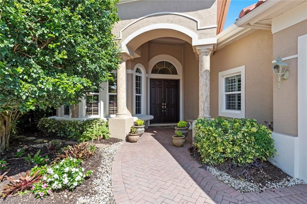 Photo of 1438 Via Portofino, NAPLES, FL 34108 (MLS # 225022642)