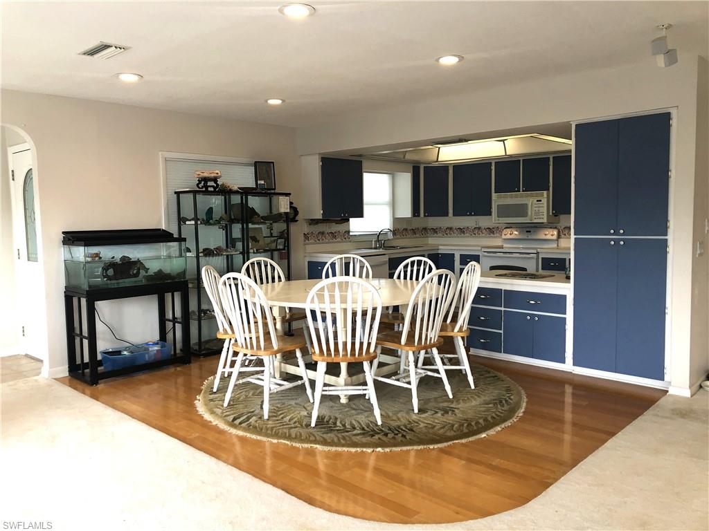 CAPTAINS COVE - Residential