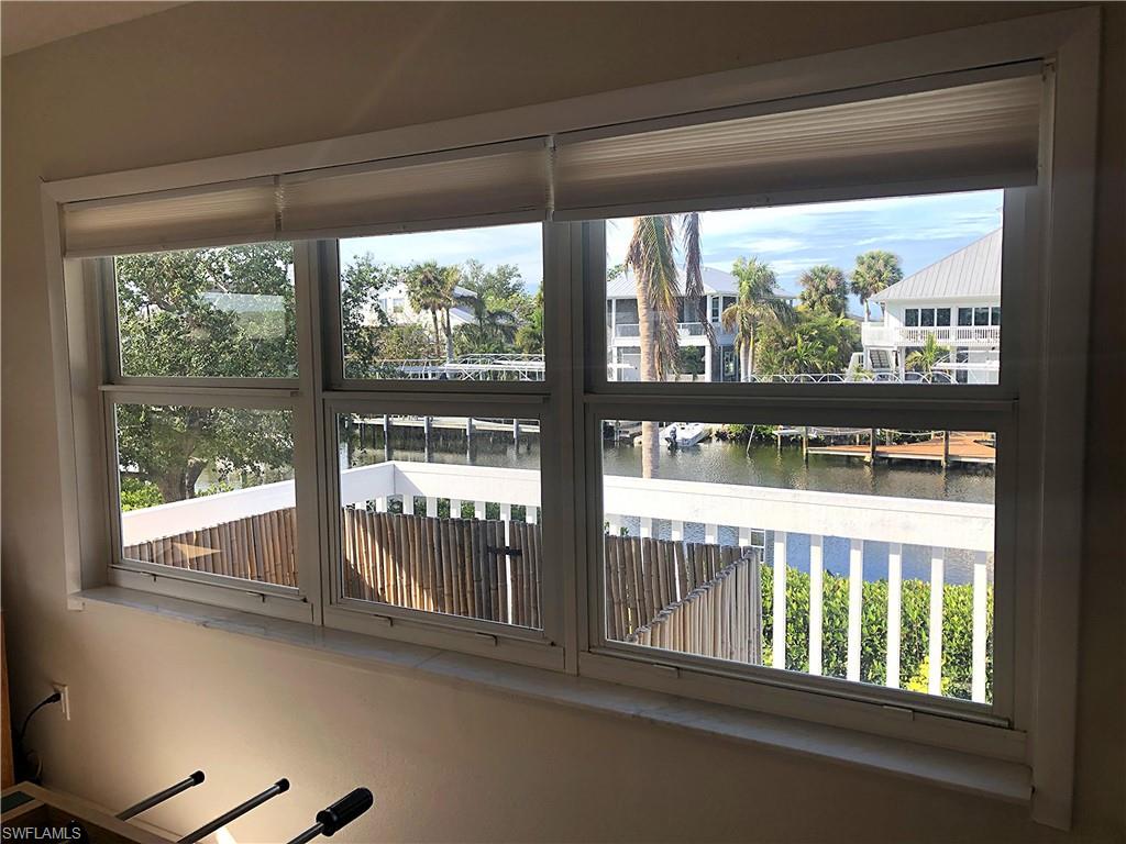 CAPTAINS COVE - Residential