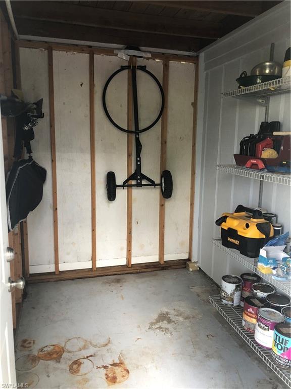 CAPTAINS COVE - Residential