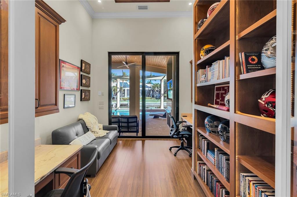 MARCO ISLAND - Residential