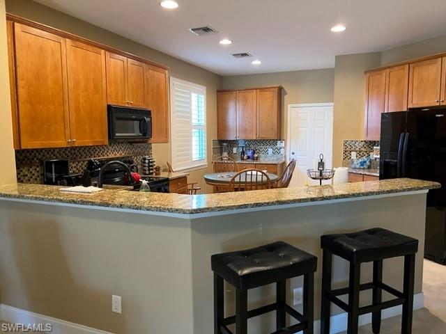 CAMARELLE - Residential Lease