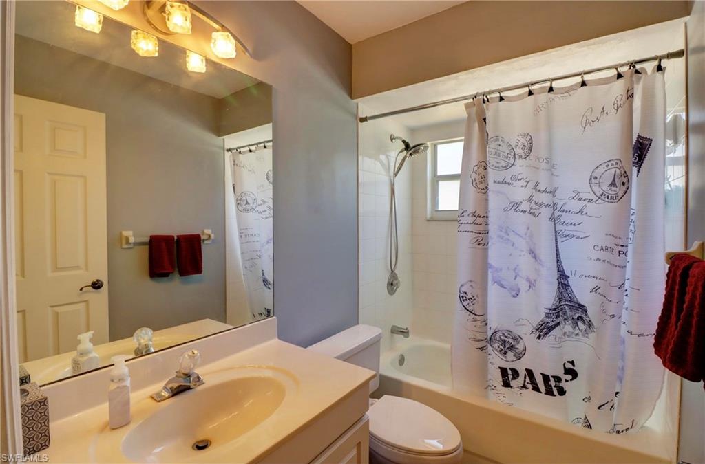 ISLANDS AT THREE OAKS - Residential