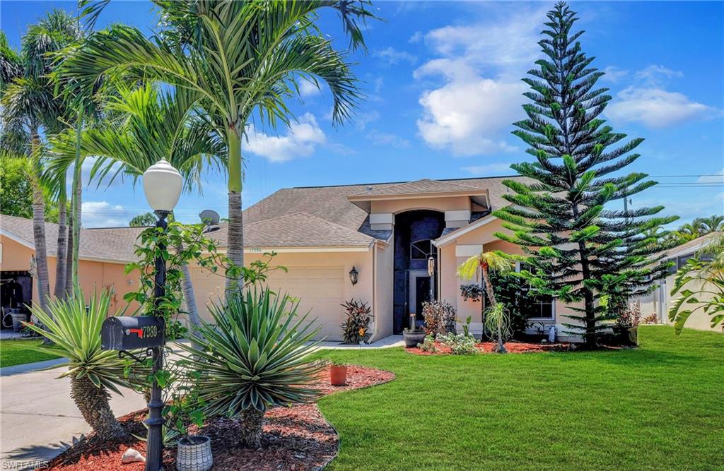 ISLANDS AT THREE OAKS - Residential