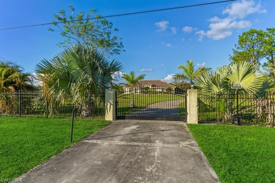 GOLDEN GATE ESTATES - Residential