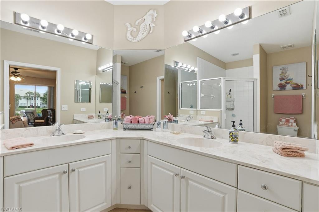 PHEASANT HOLLOW - Residential Lease