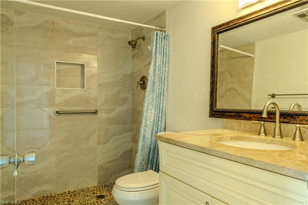 LAKEWOOD - Residential Lease