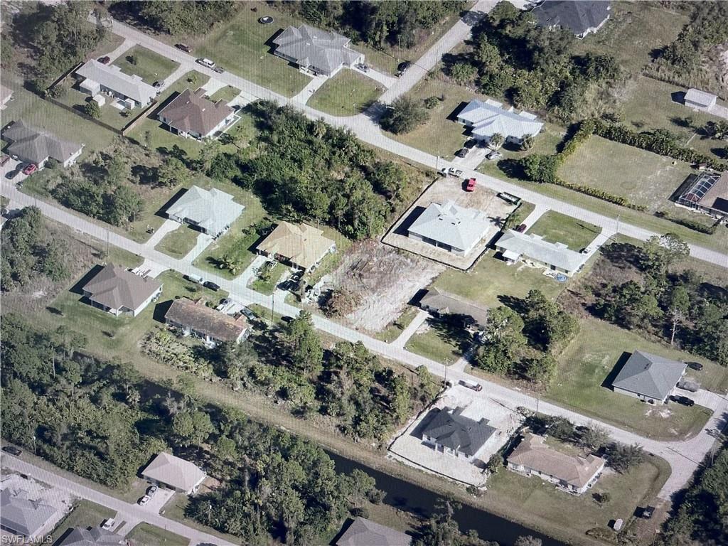 LEHIGH ACRES - Commercial Sale