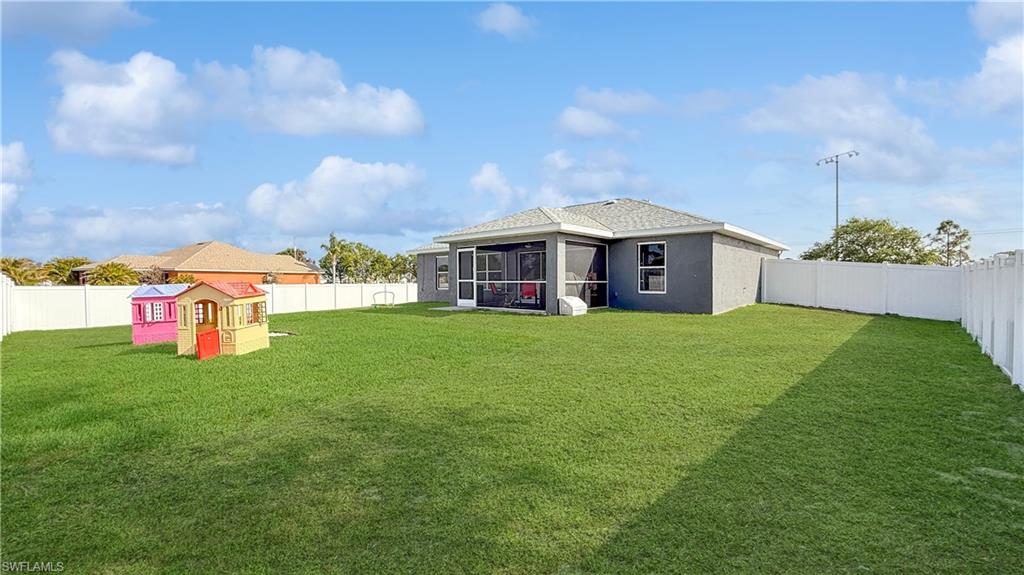 CAPE CORAL - Residential