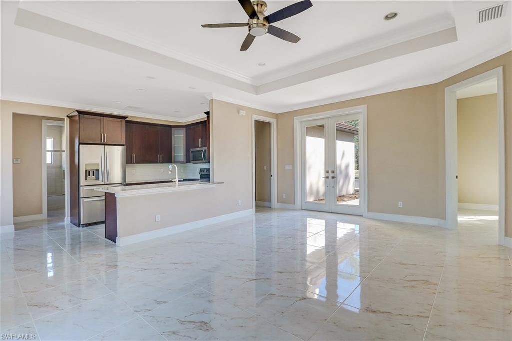 GOLDEN GATE ESTATES - Residential