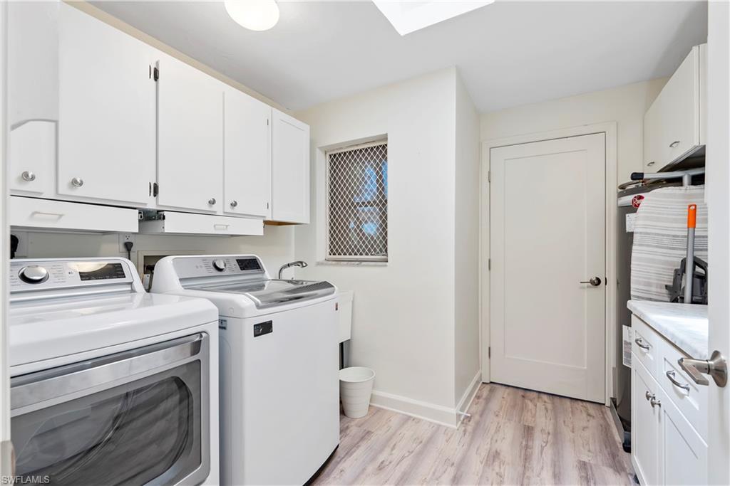 AQUALANE SHORES - Residential Lease