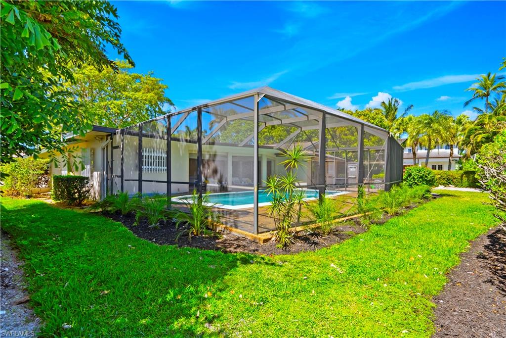 AQUALANE SHORES - Residential Lease