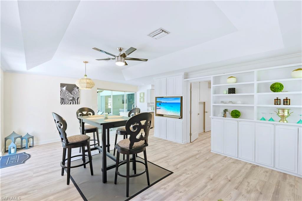 AQUALANE SHORES - Residential Lease