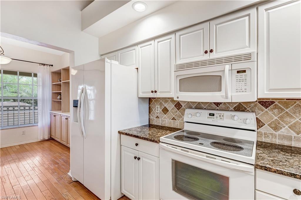 SAWGRASS POINT - Residential