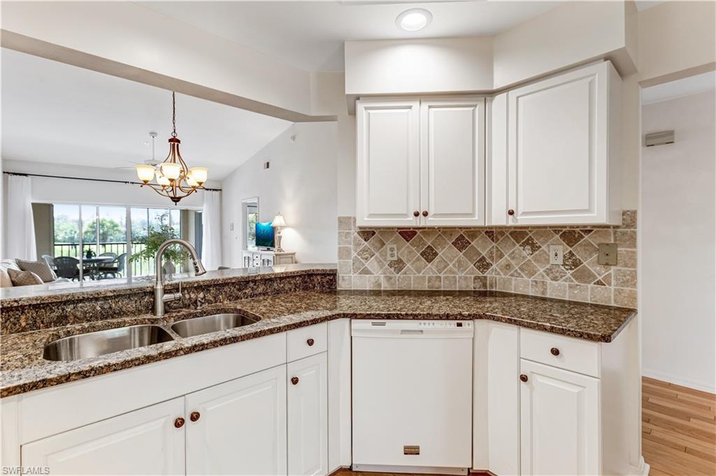 SAWGRASS POINT - Residential