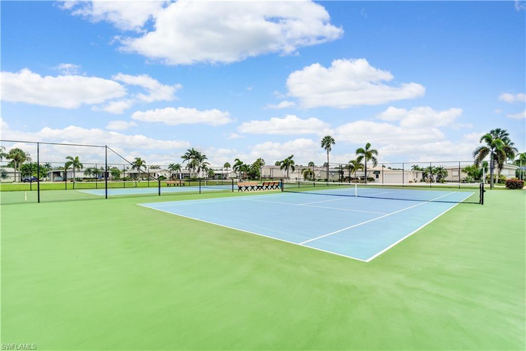 BAYSIDE ESTATES - Residential