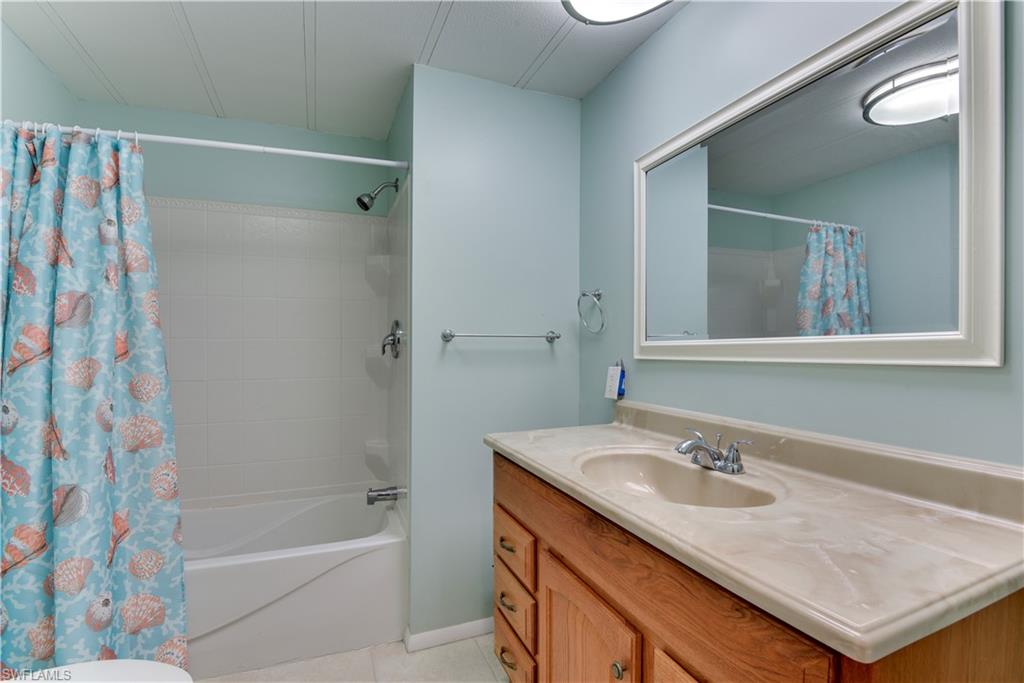 BAYSIDE ESTATES - Residential