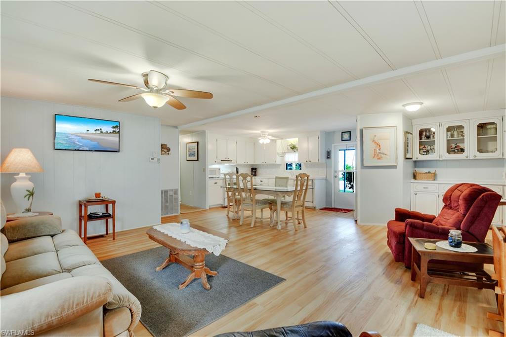 BAYSIDE ESTATES - Residential