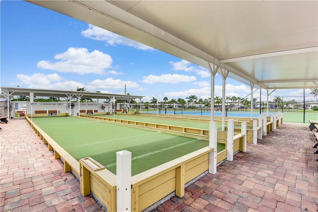 BAYSIDE ESTATES - Residential