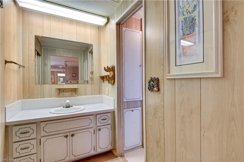 BAYSIDE ESTATES - Residential